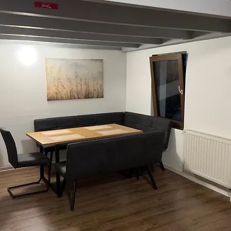 Homestay 04 Besonders Geeignet Fuer Monteure Und Groessere Gruppen *